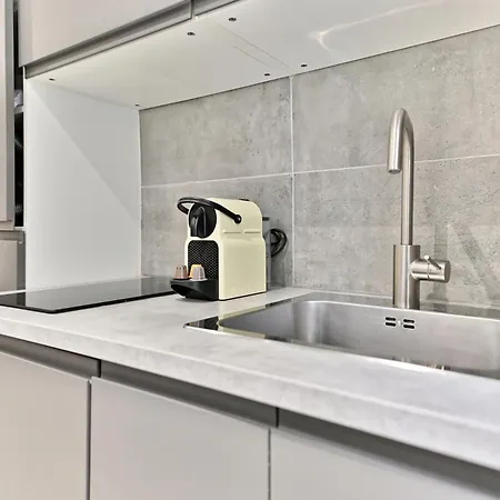 Compact In Practical & Convenient Apartmán *