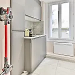 דירה Compact In Practical & Convenient פריז